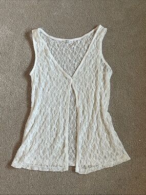 Ardene White Lace V-Neck Sleeveless Camisole